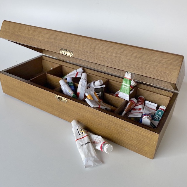 PAINT BOX, Artist's Paint Collection in Wooden Box